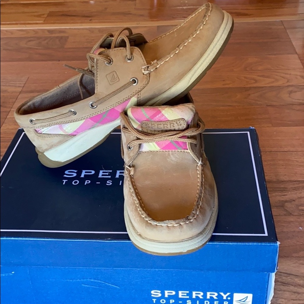 Sperry Top-Sider ; boat shoe